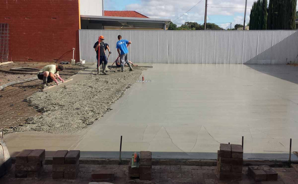 Plain concrete in Adelaide with Crew Concrete